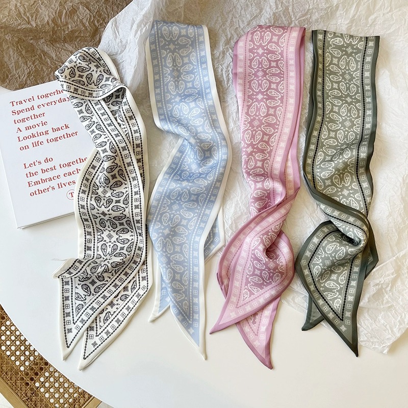 Ensemble série foulard en Sati - Silk Neck Scarf avis et prix